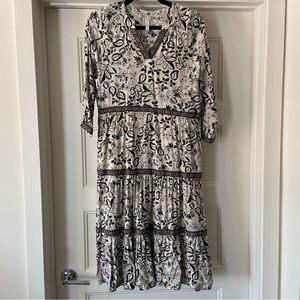 3/4 sleeve maids dress by Lapis